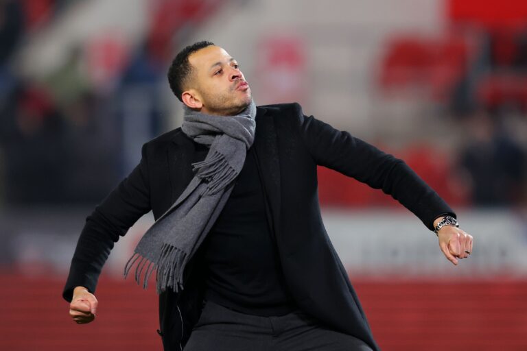 Rosenior urges Chelsea to keep progressing despite cup exit